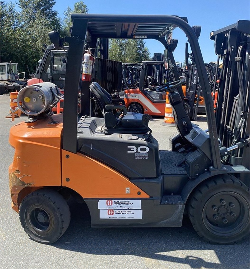 2022 Doosan G30E-5 IC Pneumatic Forklift 
