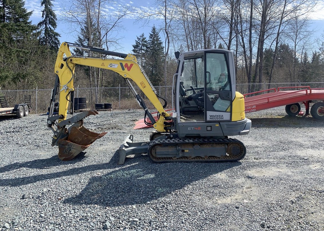 2023 WACKER NEUSON ET42 EXCVATOR 