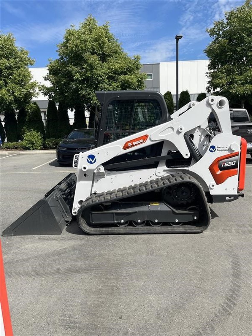 2025 Bobcat T650 Compact Track Loader 