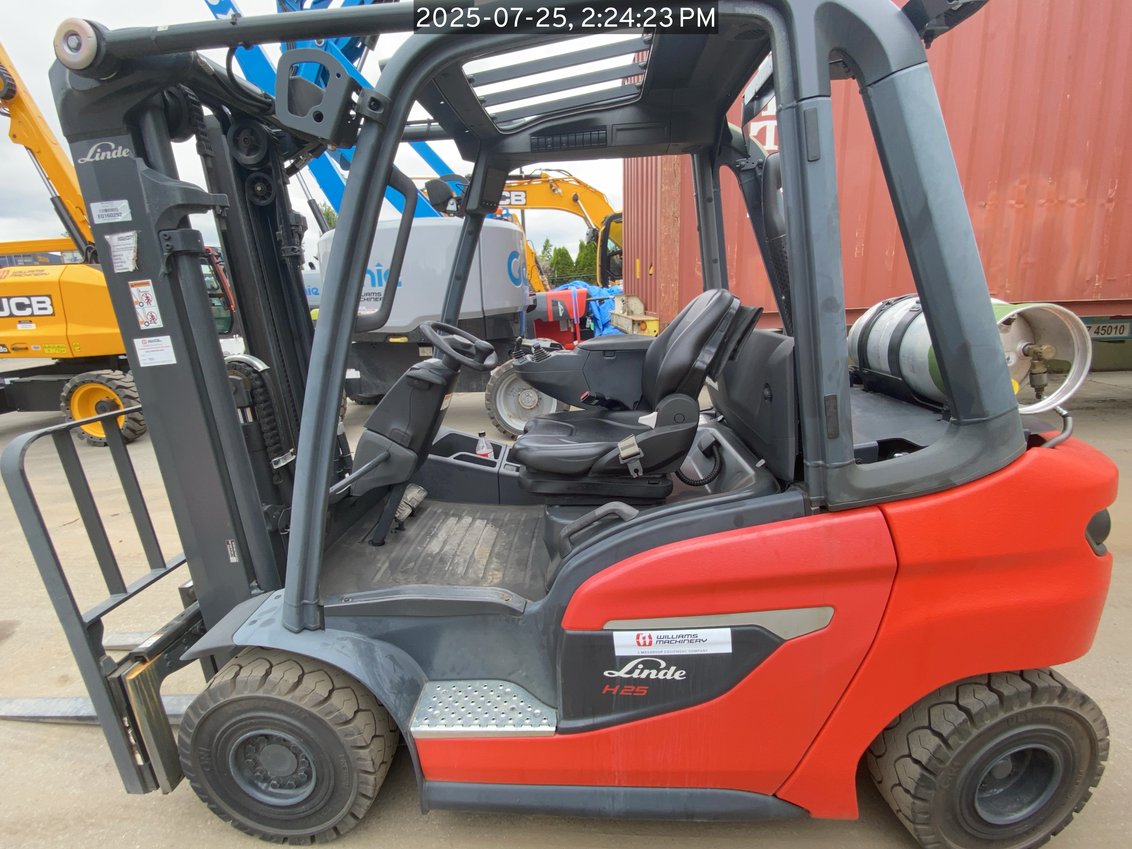 Linde H25 IC Pneumatic Forklift 3-Stage 