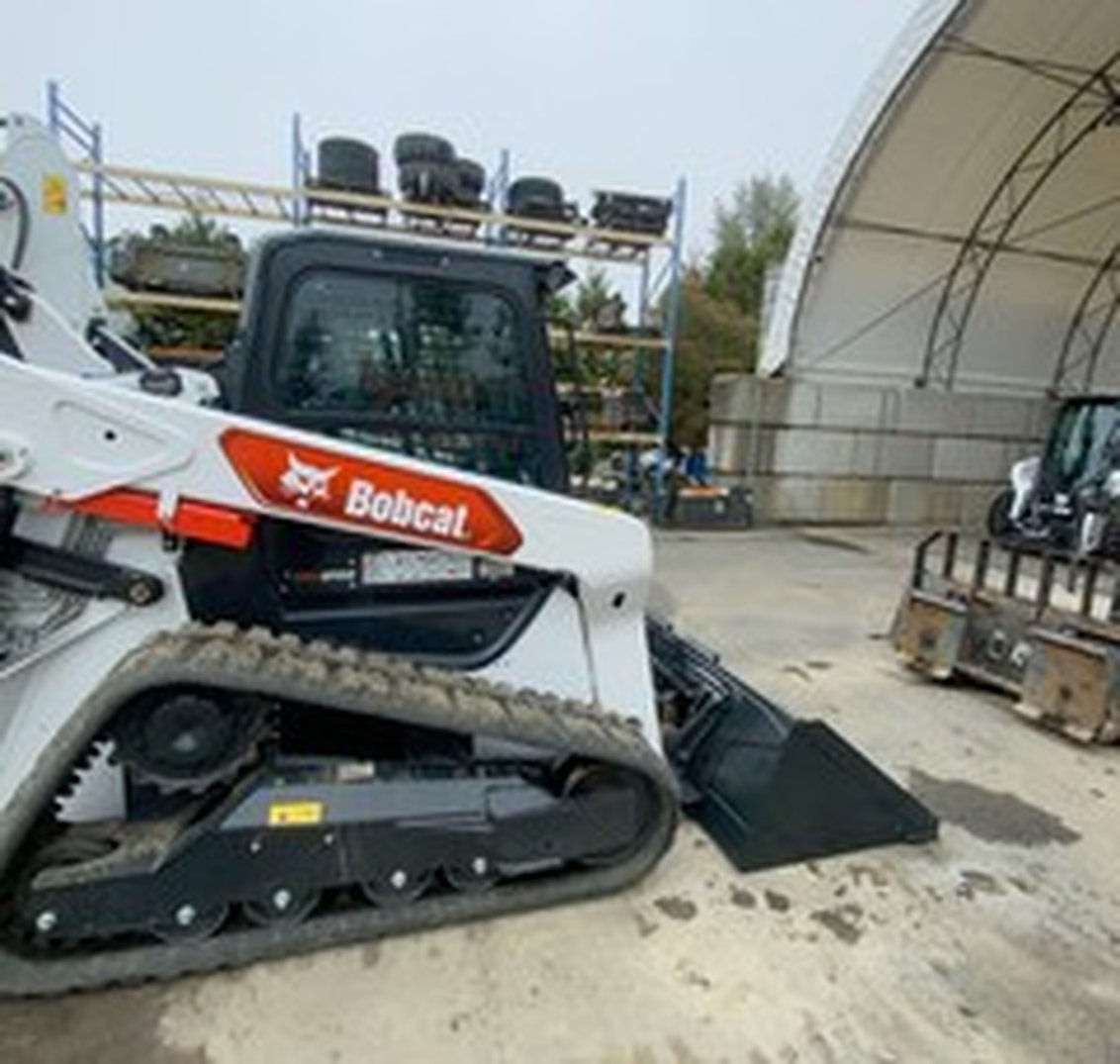 2025 Bobcat T76 Compact Track Loader 