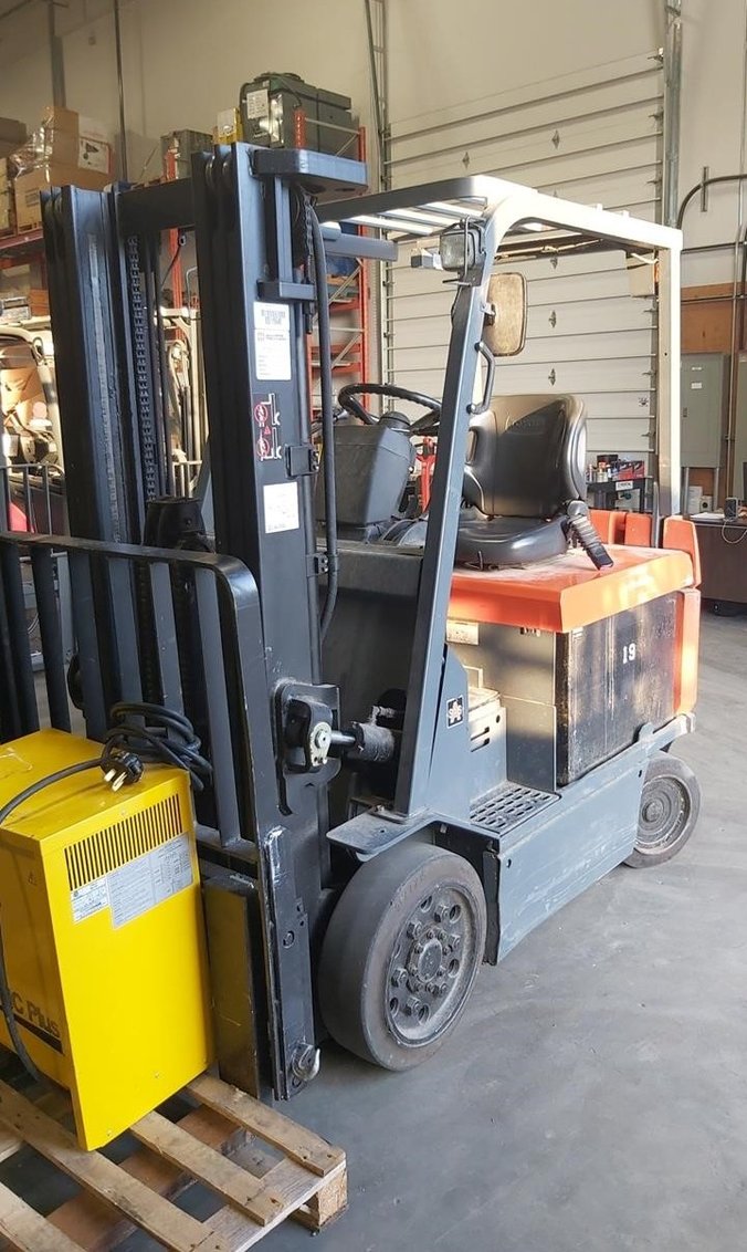 2009 Toyota 7FBCH FORKLIFT - TOYOTA 7FBCU25 - U25 