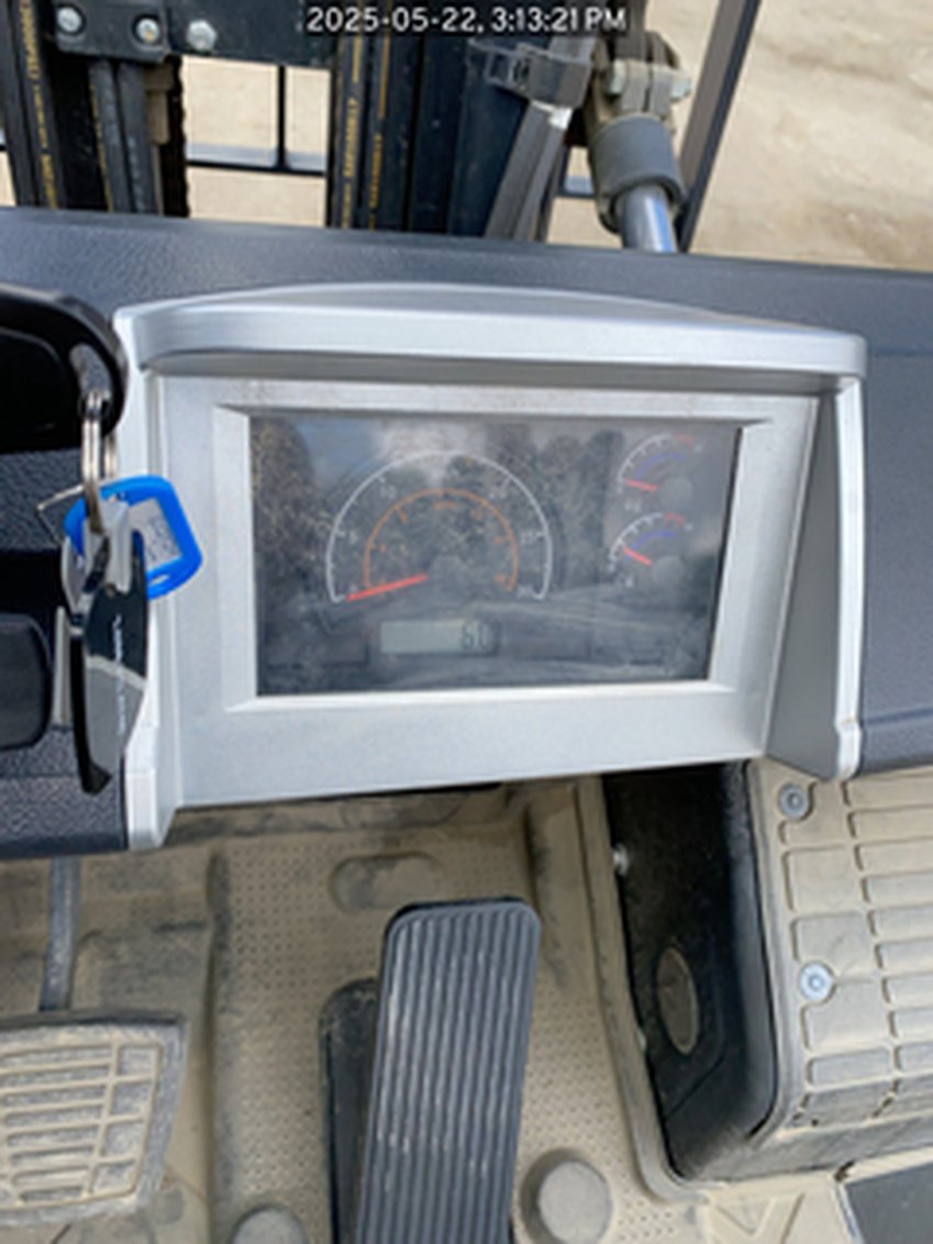 2022 Doosan G30E-5 IC Pneumatic Forklift 