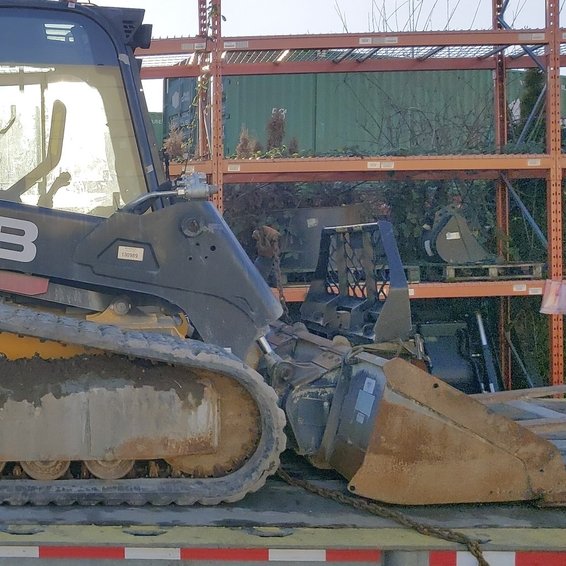 2023 JCB 270T Compact Track Loader 