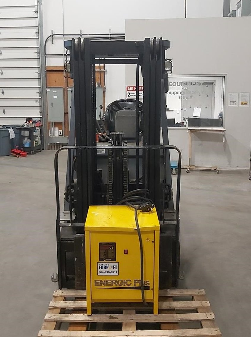 2009 Toyota 7FBCH FORKLIFT - TOYOTA 7FBCU25 - U25 