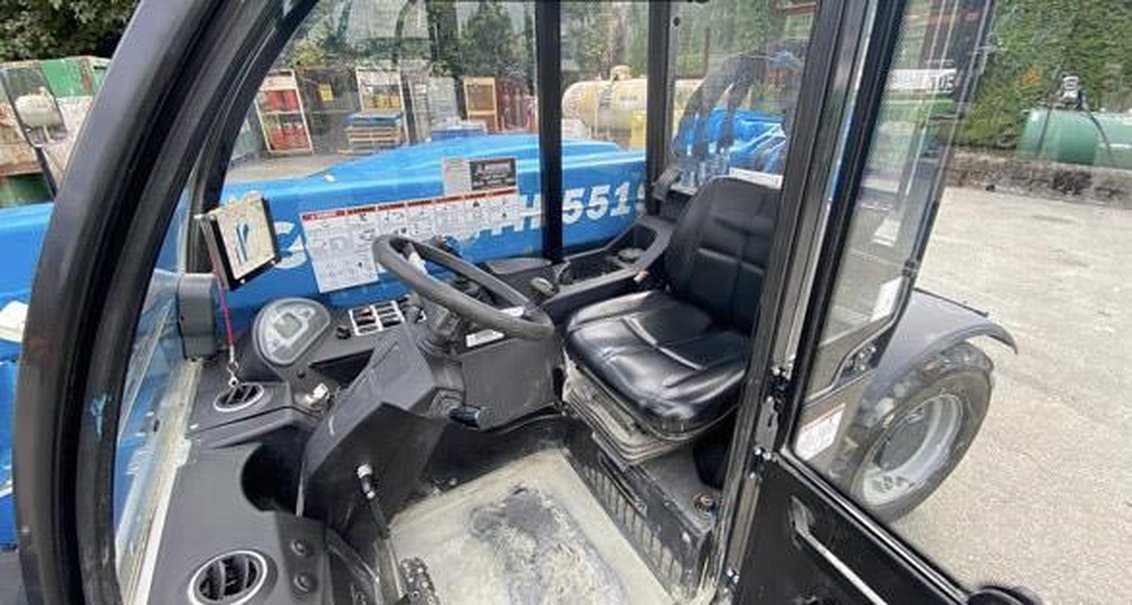 2024 Genie GTH5519 