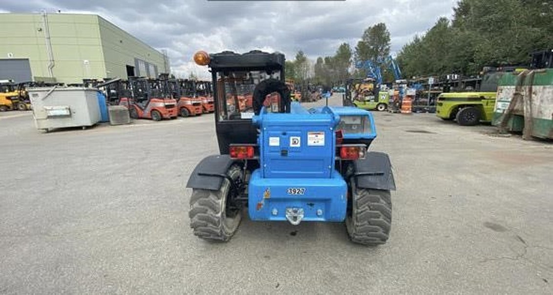 2024 Genie GTH5519 