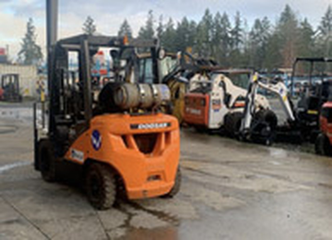 Doosan G30E-5 IC Pneumatic Forklift 