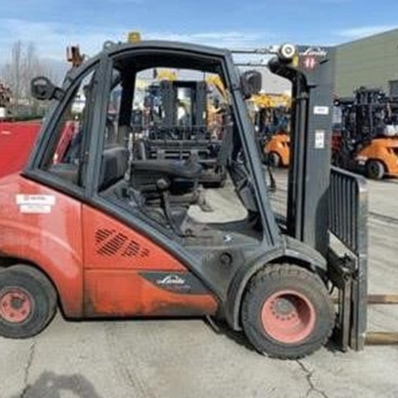 2014 Linde H35 IC Pneumatic Forklift 