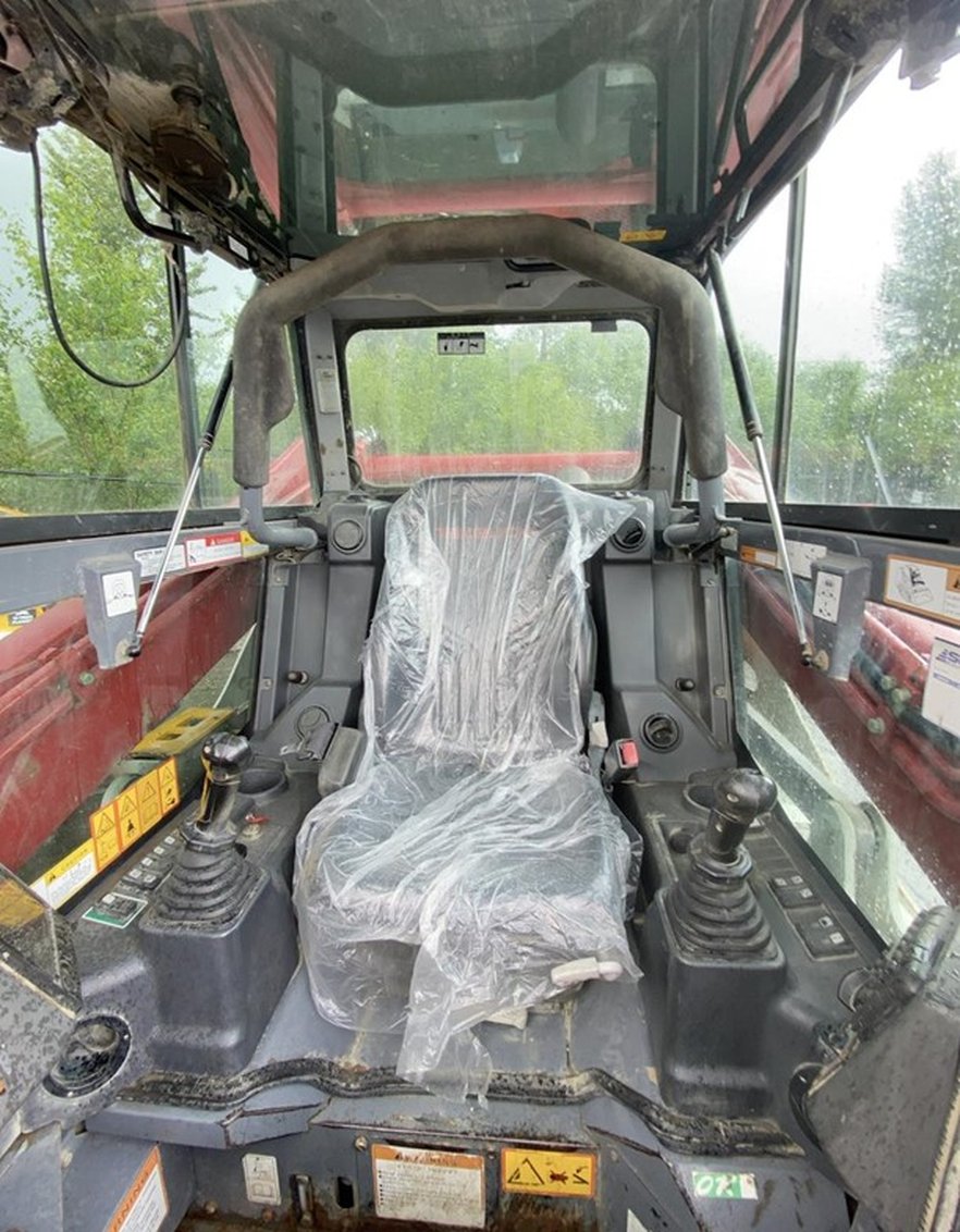 2020 Takeuchi TL12V2 