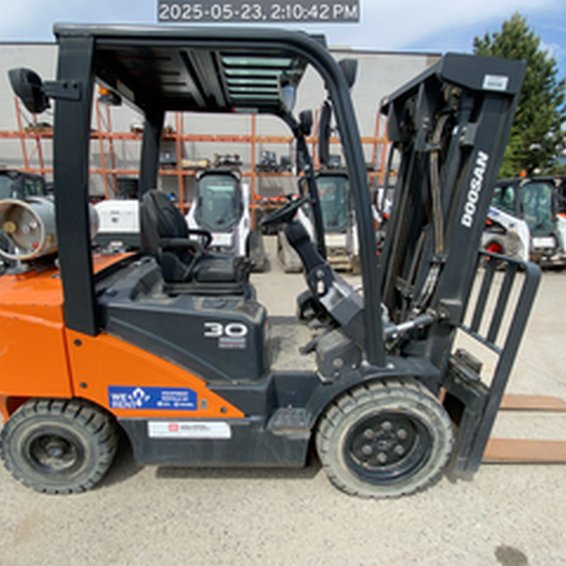 2023 Doosan G30E-5 IC Pneumatic Forklift 