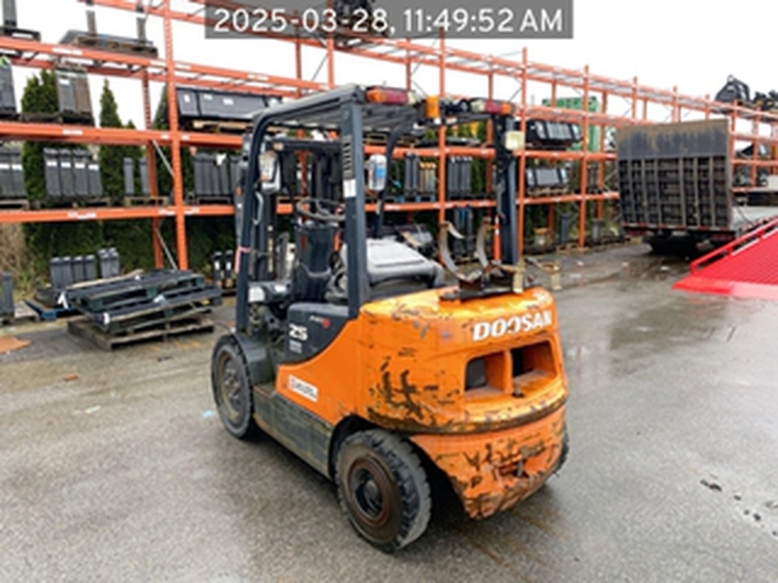 2007 Doosan G30E-5 IC Pneumatic Forklift 
