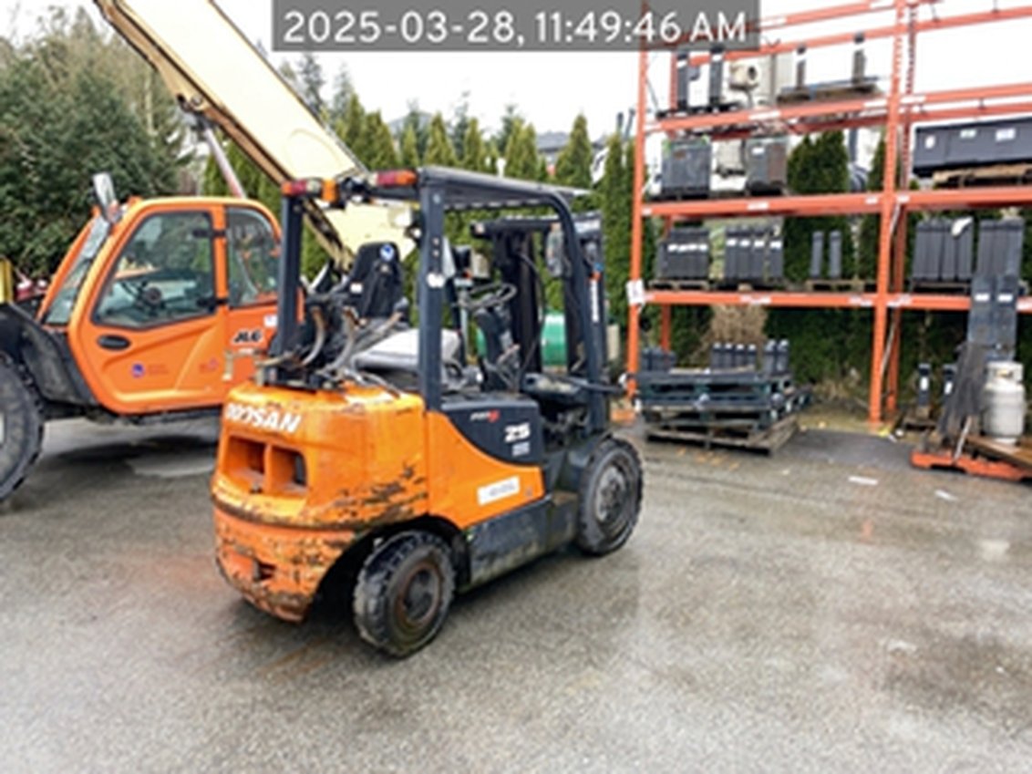 2007 Doosan G30E-5 IC Pneumatic Forklift 