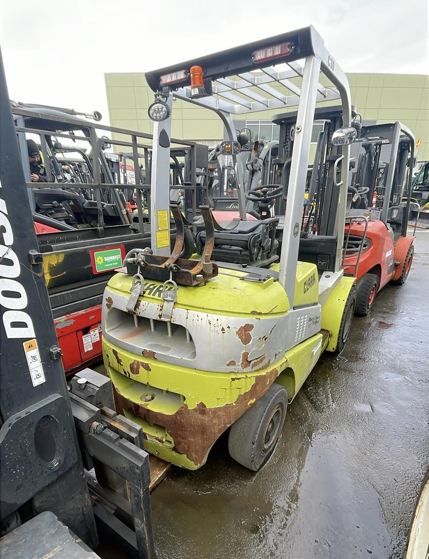 2017 Clark C30 IC Pneumatic Forklift 