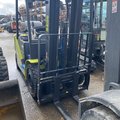 CLARK S25 IC Pneumatic Forklift 