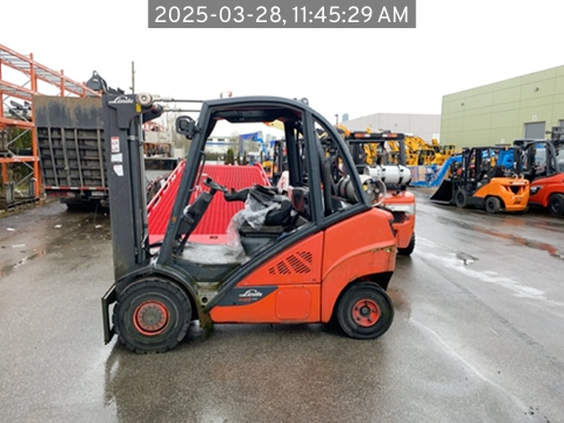 2018 Linde H25 IC Pneumatic Forklift 3-Stage 