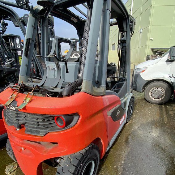 Linde H25 IC Pneumatic Forklift 3-Stage 