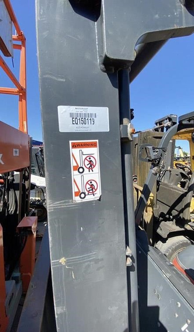 2017 Linde H25 IC Pneumatic Forklift 3-Stage 