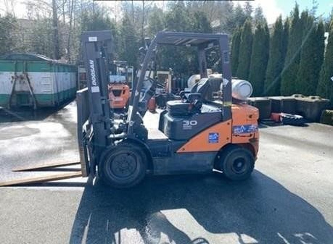 2023 Doosan G30E-5 IC Pneumatic Forklift 