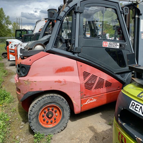 2010 Linde H45 IC Pneumatic Forklift 