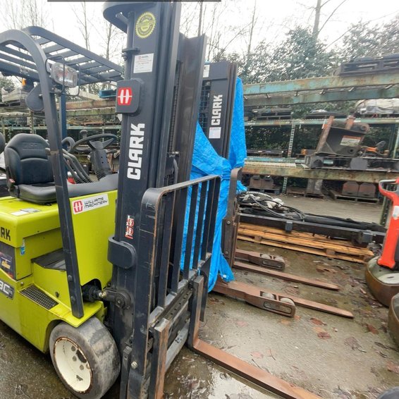 2016 Clark TMX25 Electric Rider Cushion Forklift 