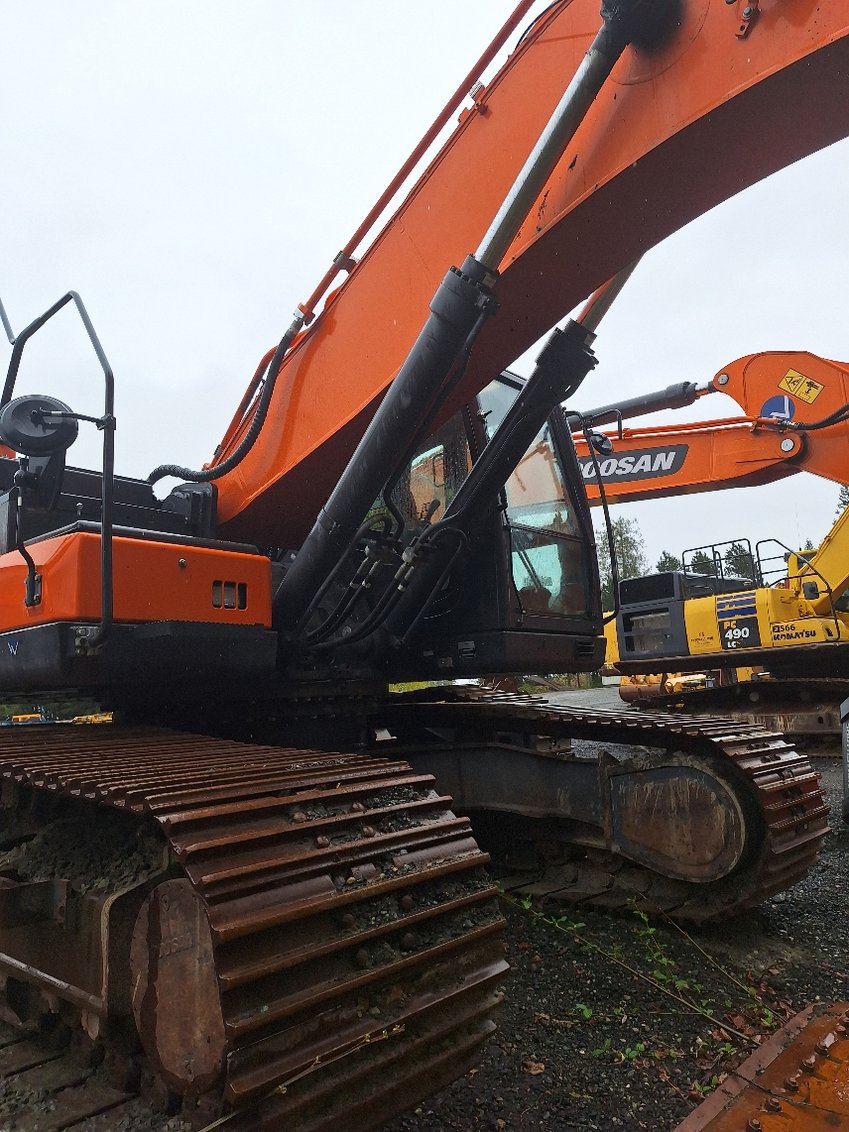 2018 Doosan DX350LC 