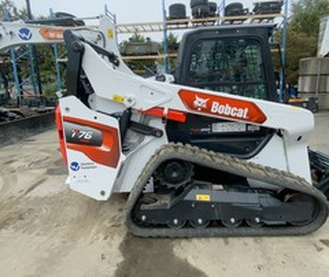 2025 Bobcat T76 Compact Track Loader 