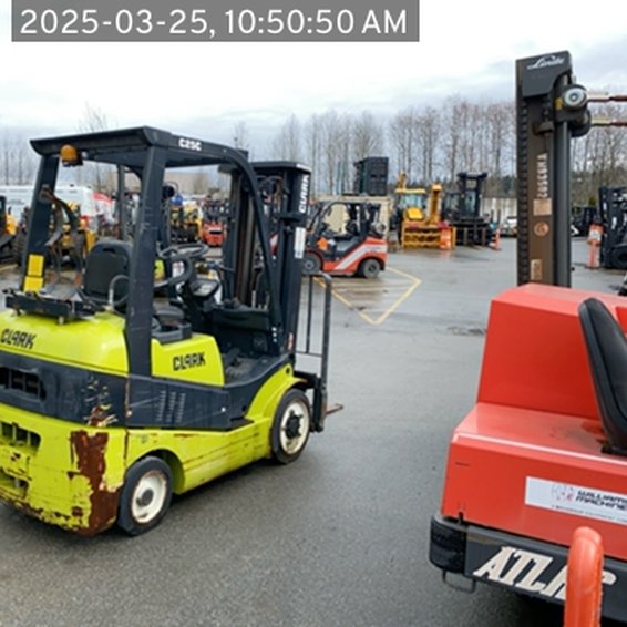 2013 CLARK C25 IC Pneumatic Forklift 