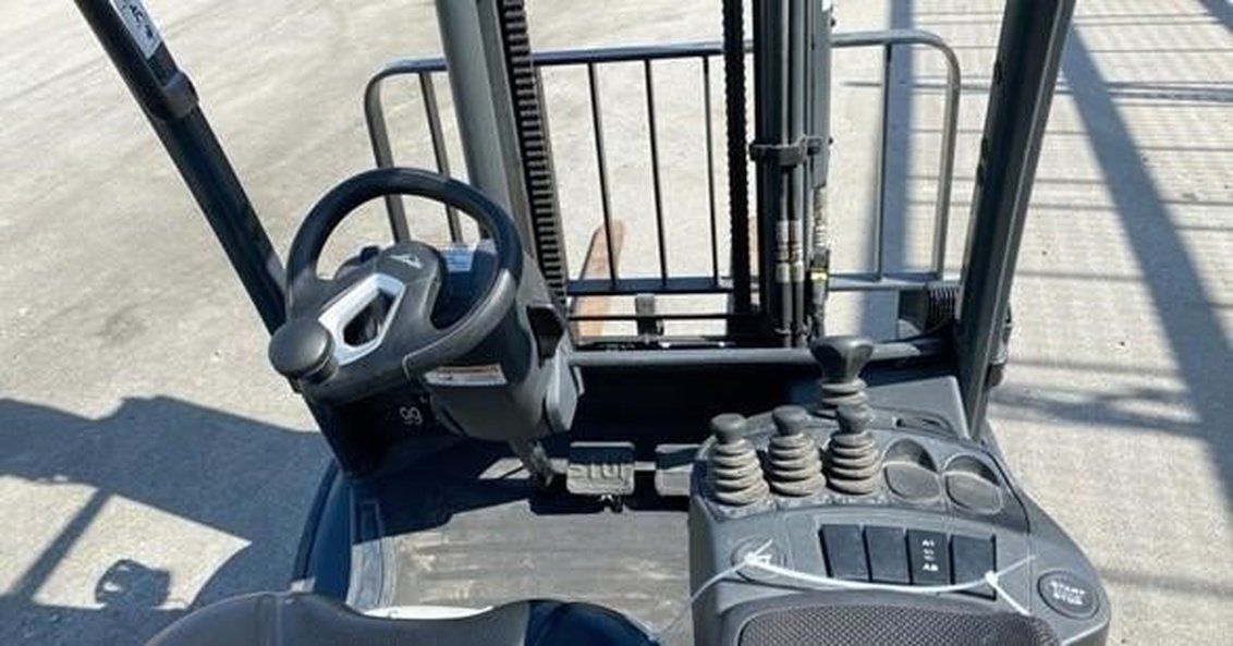 2023 Linde H30T 1202 Series 