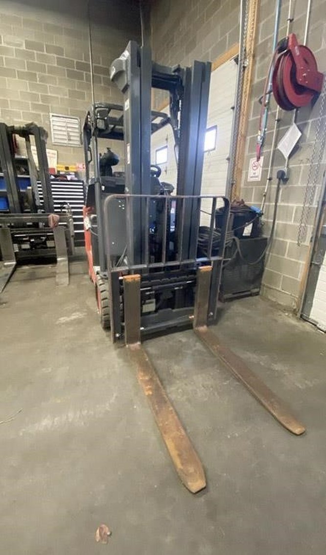2023 Linde E30 FORKLIFT - E30 - C 
