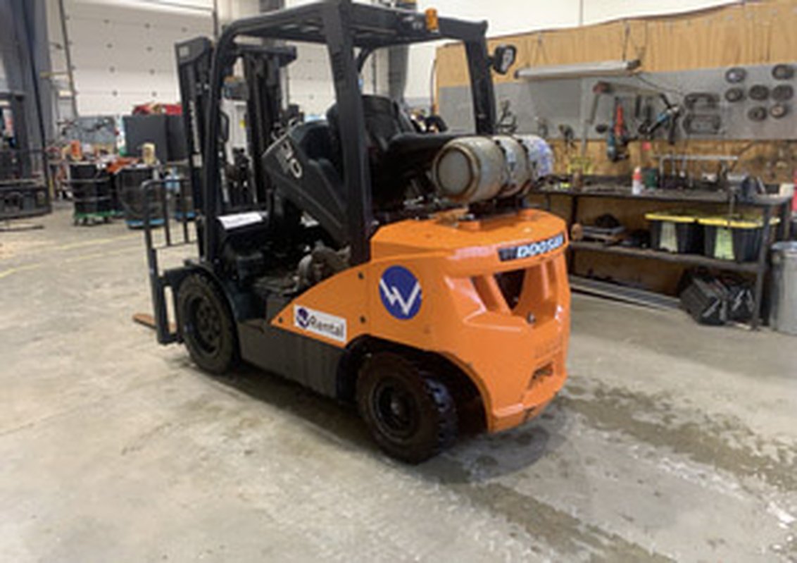 Doosan G30E-5 IC Pneumatic Forklift 