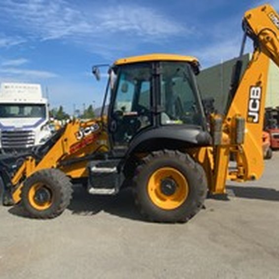 2023 JCB 3CX Backhoe Loader 