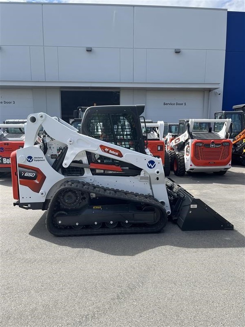 2025 Bobcat T650 Compact Track Loader 
