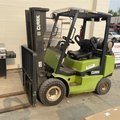 1996 CLARK CGP25 