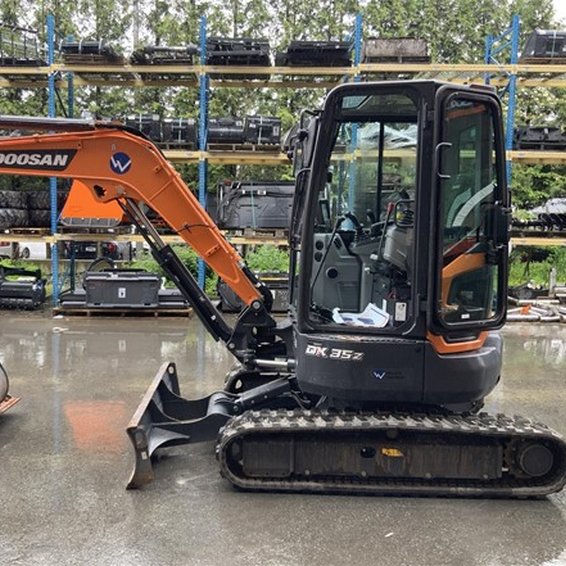 2022 DEVELON DX35 EXCAVATOR 