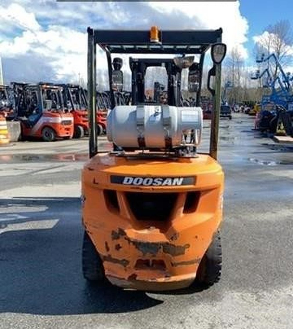 2023 Doosan G30E-5 IC Pneumatic Forklift 