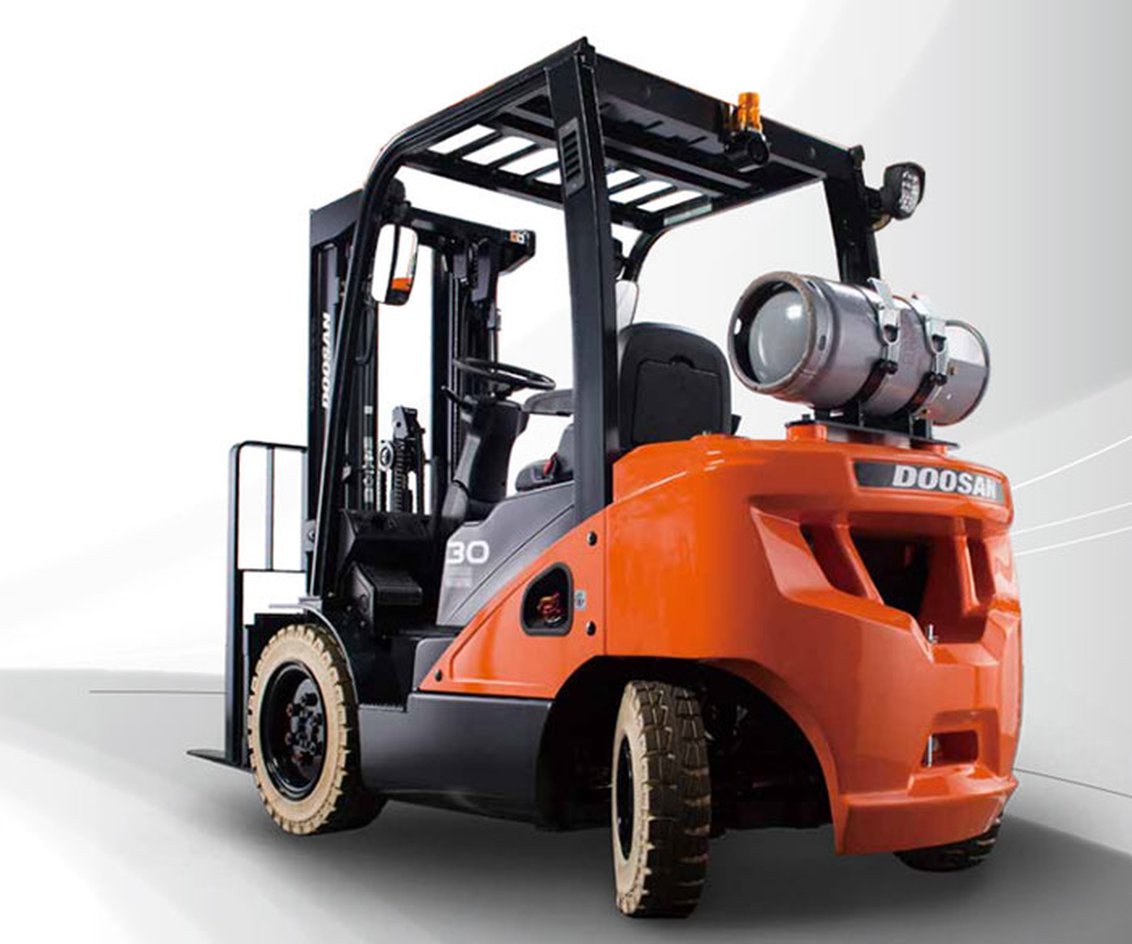 Doosan G357 ICPneumatic Forklift Westerra Equipment
