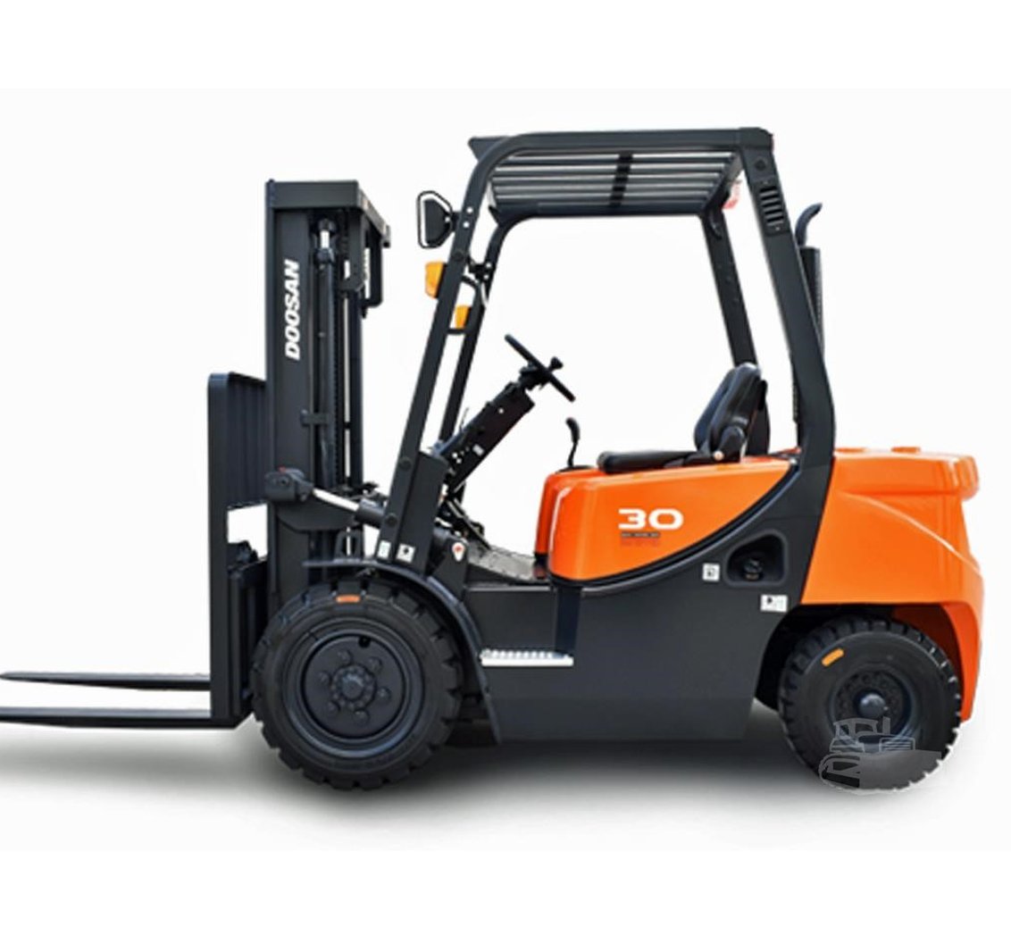 Doosan G25E5 IC Pneumatic Forklift Westerra Equipment