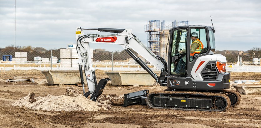 7 Benefits of Renting a Bobcat Excavator for your Construction Project