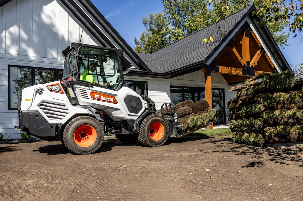 0% Financing or $2,000 Cash Back on Bobcat Small Articulated Loaders