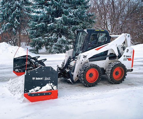 Bobcat S650 with Snow Pusher Pro