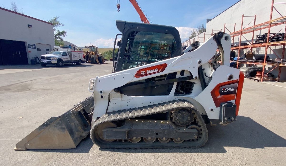 2022 Bobcat T595 Compact Track Loader EQ304598
