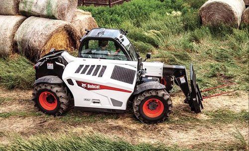 Bobcat V519 Telehandler action