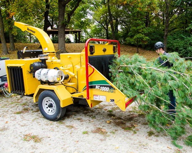 Speed up Your Wood Chipping & Landscaping Jobs with Vermeer Equipment