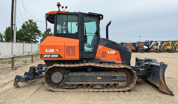 DEVELON DD100 Dozer Power Pick
