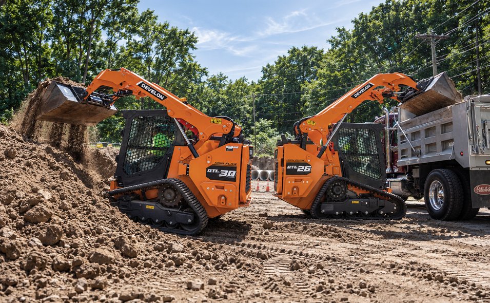 Fresh Design, Classic Power: How DEVELON’s New CTLs Stack Up in the Under-74 HP Class