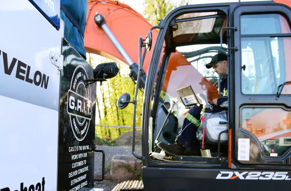 DEVELON Excavator On-Site Service