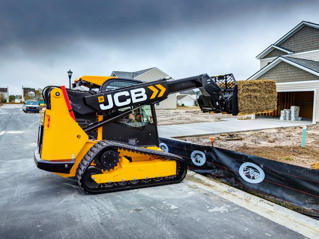 Low rate financing options or rebates up to $4,000 on JCB Telescopic Compact Track Loaders
