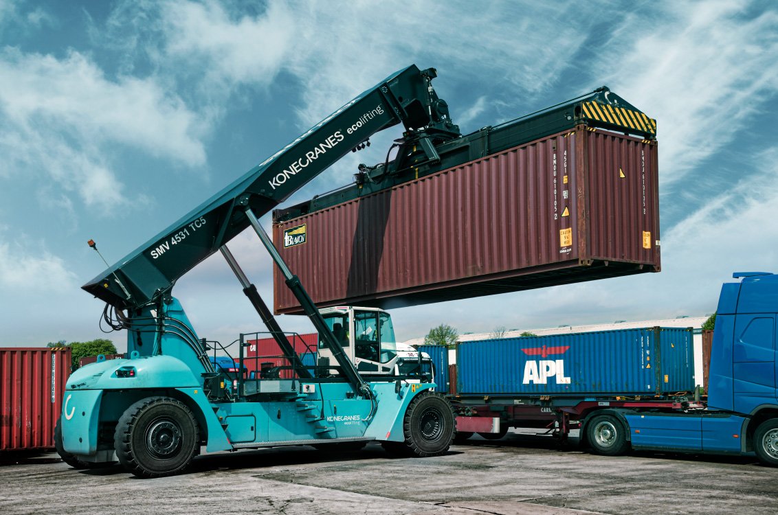 Konecranes Container Handler loading on a truck
