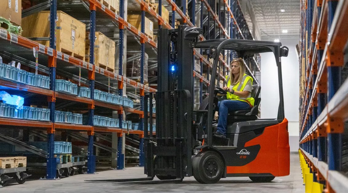 Linde E16 Electric Forklift - Warehousing + Distribution